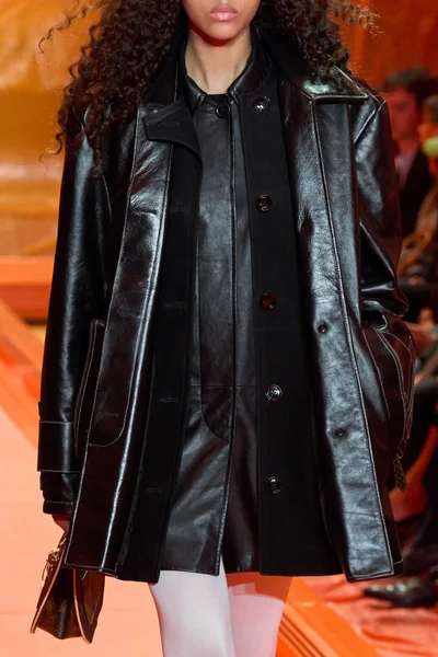 Look 65